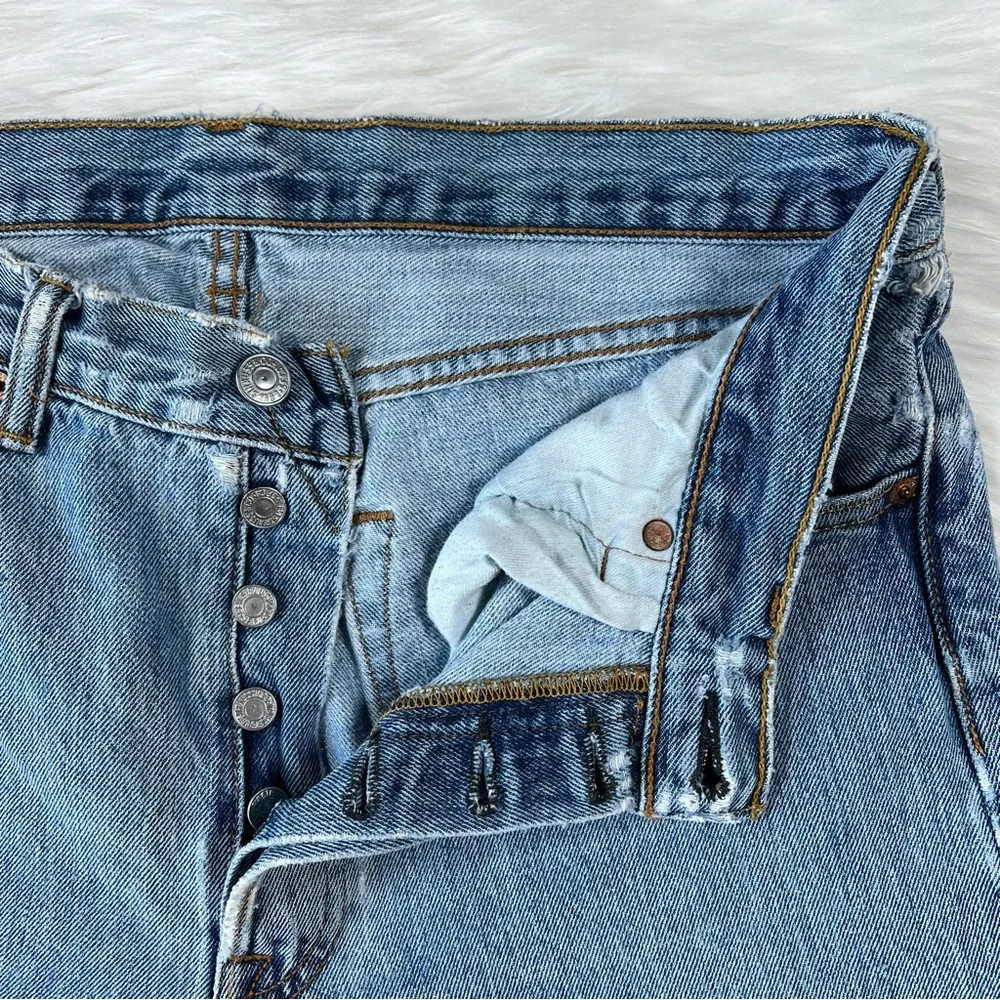 Levi's 501 Original Fit Button‎ Fly Non-Stretch Jeans
